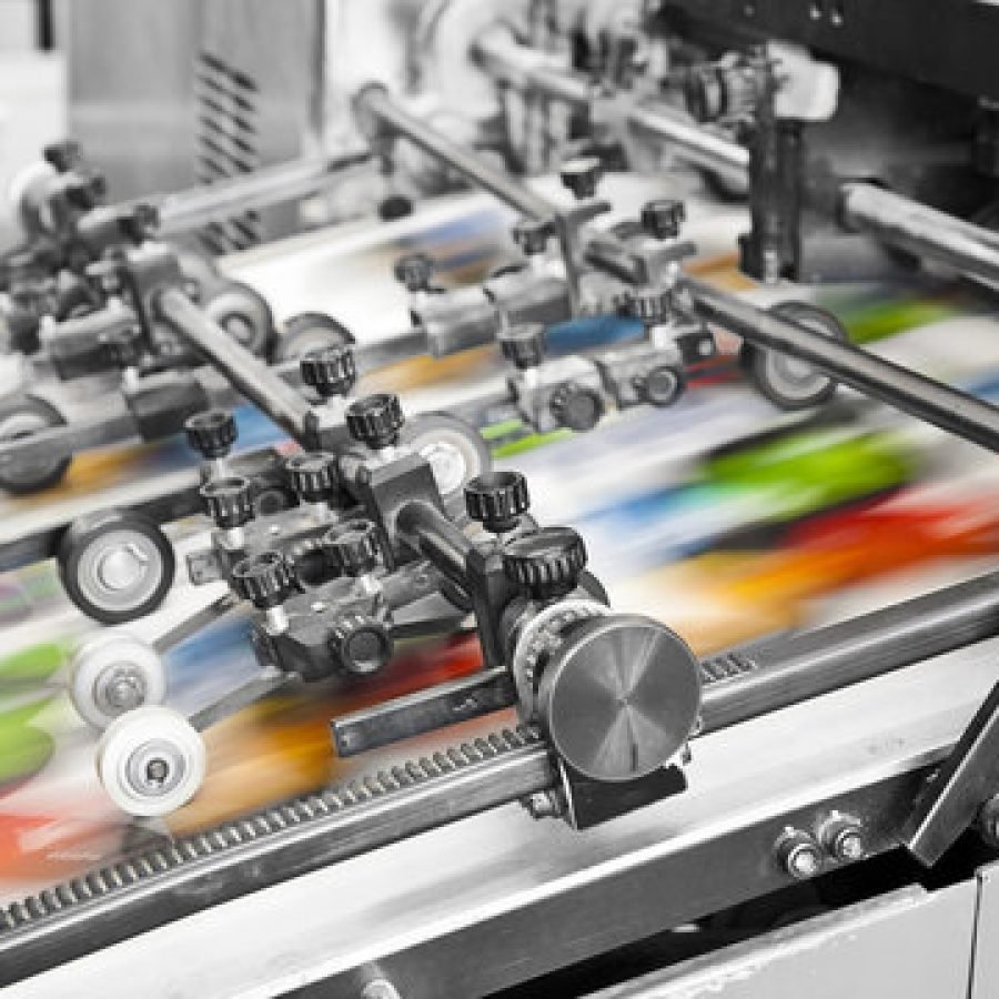 Mesin cetak offset di workshop Zona Printing